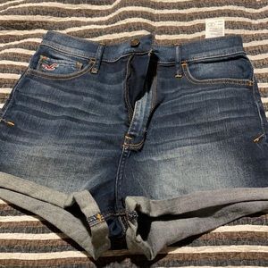 Never worn Jean shorts holister